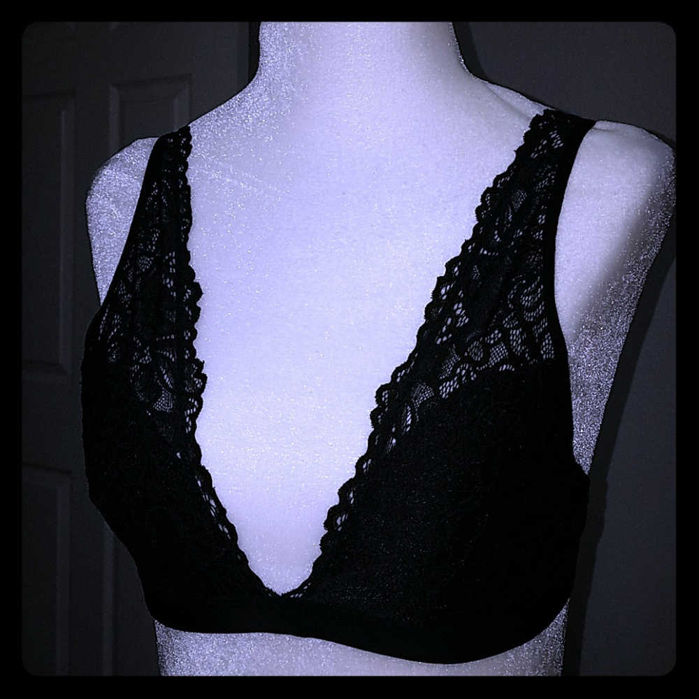 Xhilaration Lace overlay black bralette